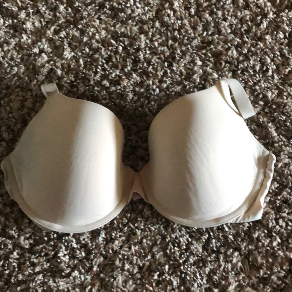 New- Victoria’s Secret T-shirt bra- 36D